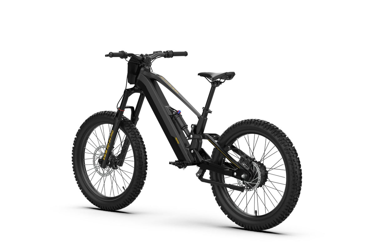 RFN ZIP 24 Pro — rear three-quarter view